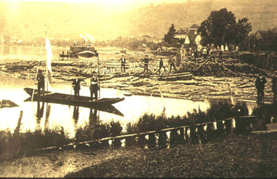 Flossbau in Laproz um 1910